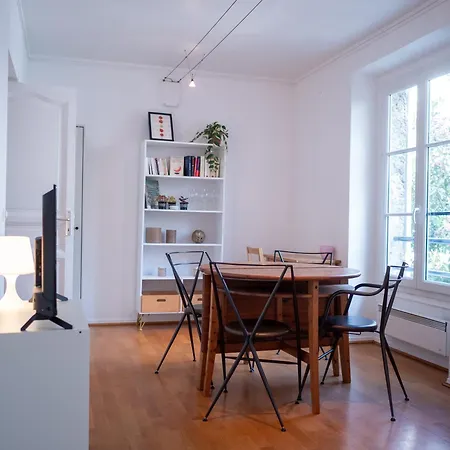 A 5 Mins Tour Effeil Apartment Paris